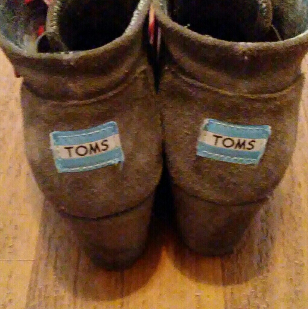 Toms wedges